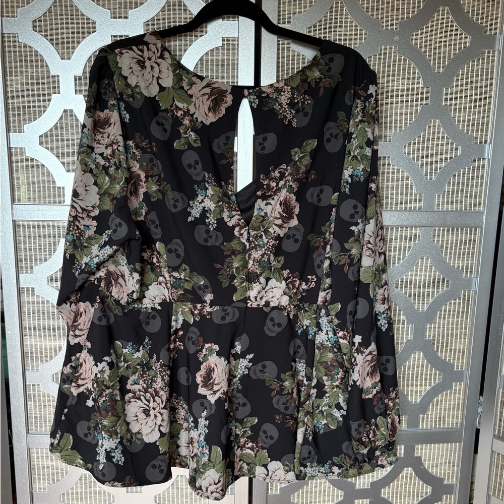 Torrid Black Asymmetrical Peplum Blouse - Picture 5 of 7